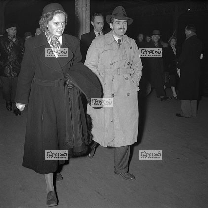Paris, 31-01, arrive gare de l'Est de la Princesse de Saxe, fiance au Prince Otto de Habsbourg